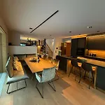 Malia - Alpine Hideaway * 페르티사우