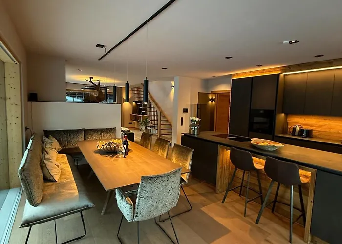 Malia - Alpine Hideaway * פרטיסאו