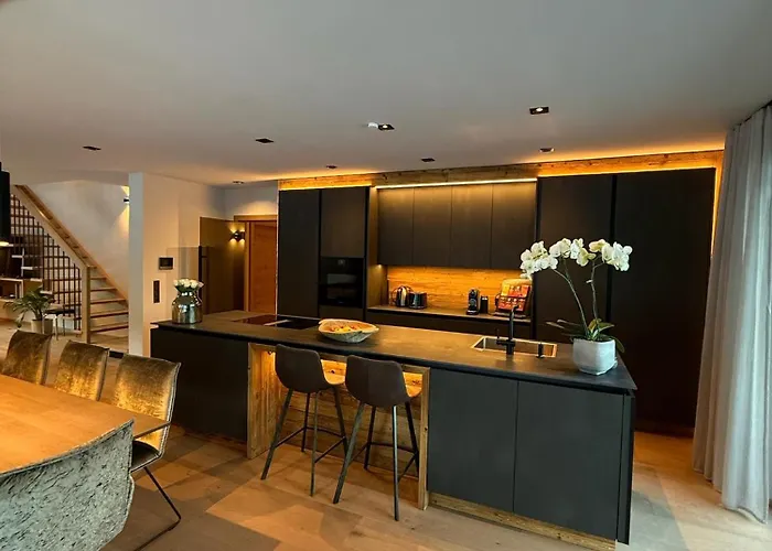 Malia - Alpine Hideaway