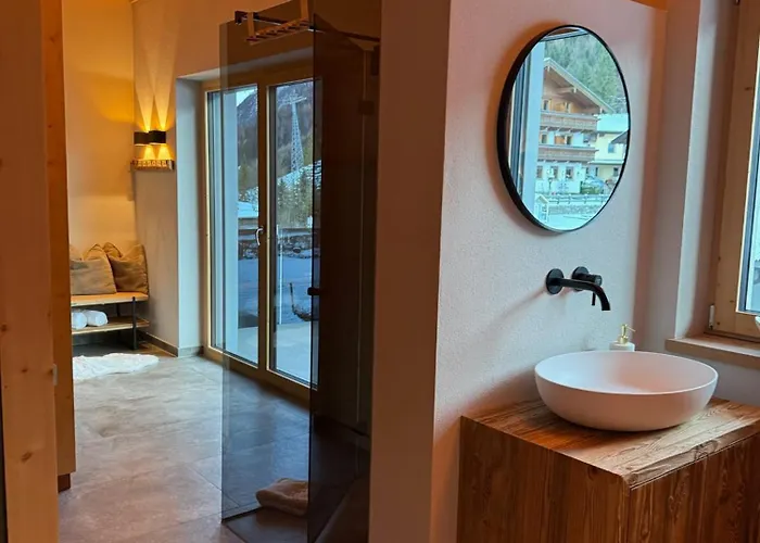 Malia - Alpine Hideaway