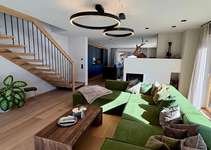 Malia - Alpine Hideaway * ペルティサウ