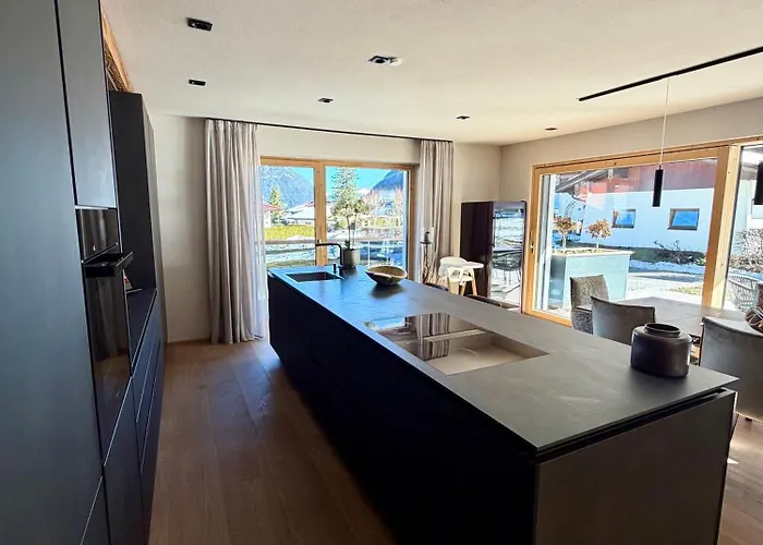 Malia - Alpine Hideaway ペルティサウ