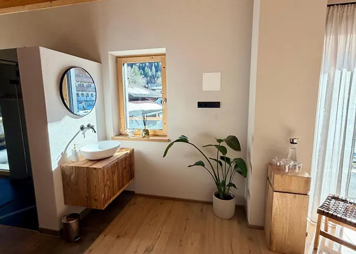 Malia - Alpine Hideaway